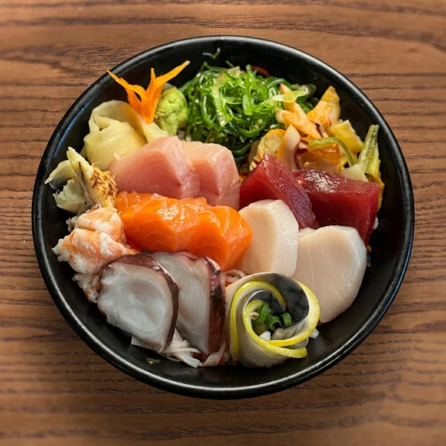 Chirashi Lunch.